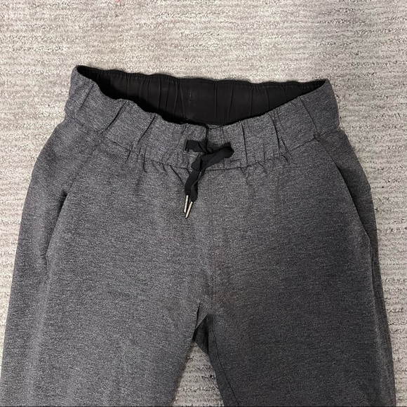 Lululemon On The Fly Pant Size 2 - Picture 4 of 6